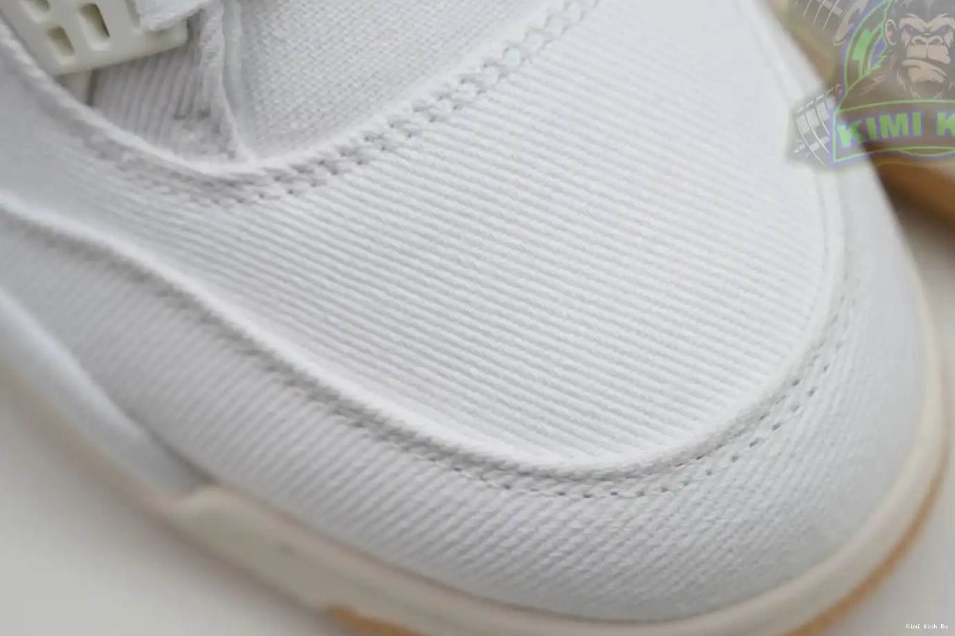 4 Air tag) white levis (levis Jordan Kimikick Jordan 0327
